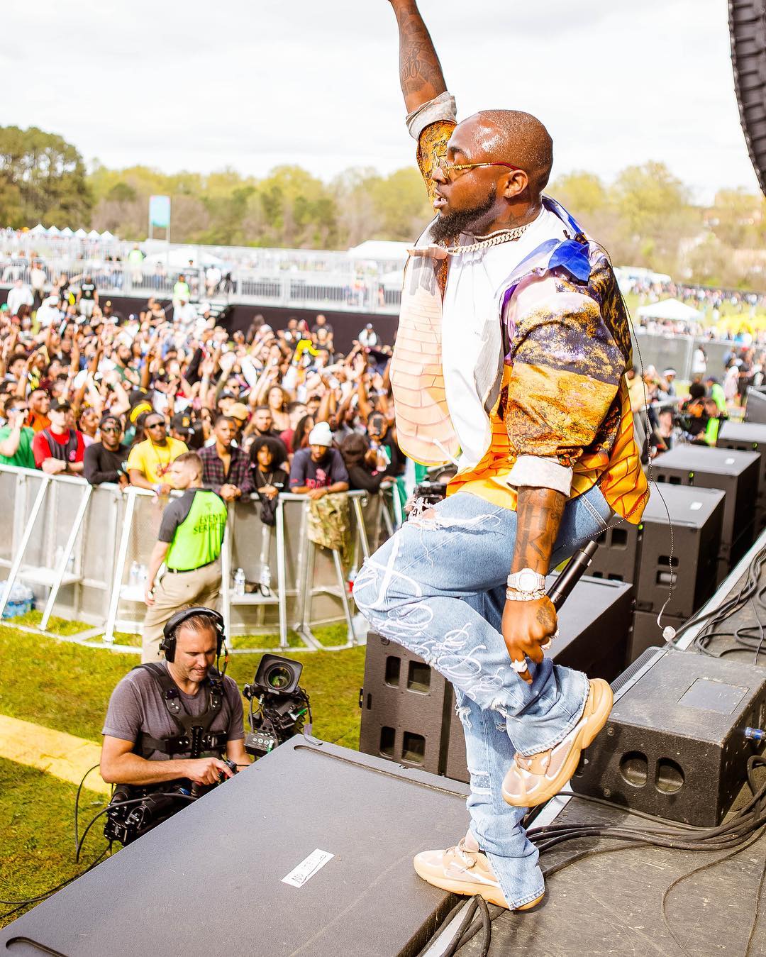 Watch Davido's Energetic Performance At J.Cole’s Dreamville Festival In US [Photos/Video] 3