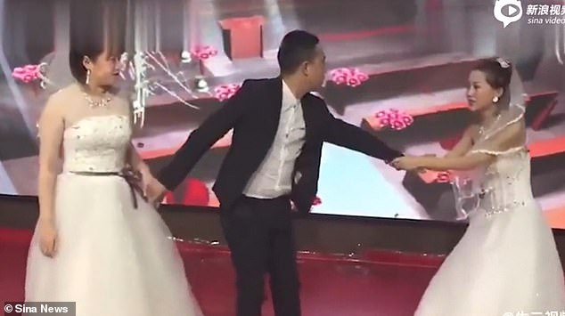 Groom’s Ex-lover Wears Gown, Storms His Wedding To Cry And Beg Him To Take Her Back [Photos/Video]