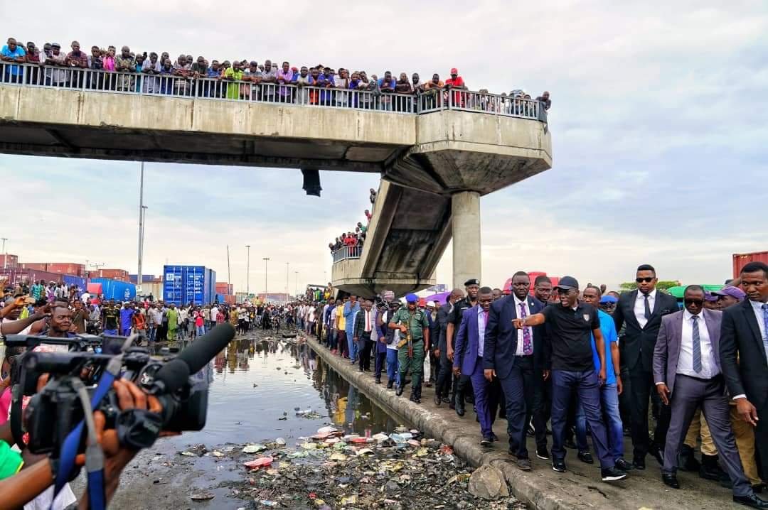 Sanwo-Olu resumes work; tours Apapa, signs executive order on traffic management, refuse and public works; 3