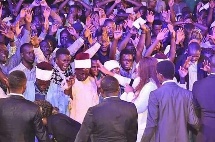 PHOTOS: Imams, Traditionalists Receives Jesus Christ At Pastor Oyakhilome's Crusade 3 PHOTOS: Imams, Traditionalists Receives Jesus Christ At Pastor Oyakhilome's Crusade 3