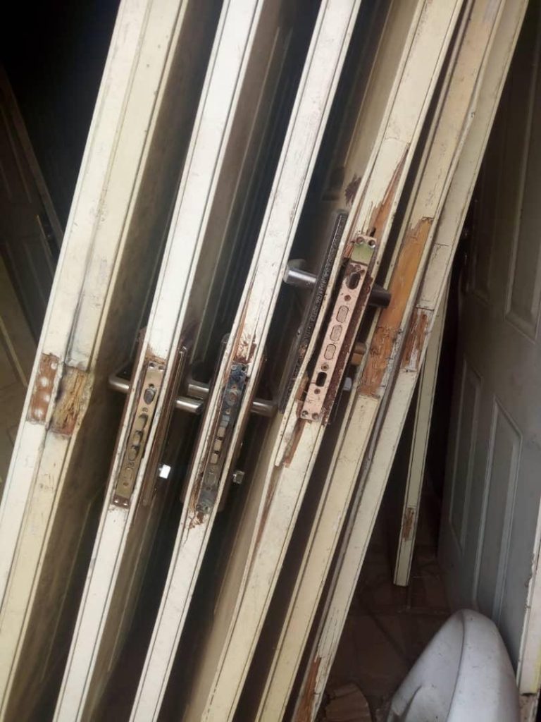 Imo Government Uncovers Warehouse Okorocha’s Wife Allegedly Kept Looted Properties [Photos] 7