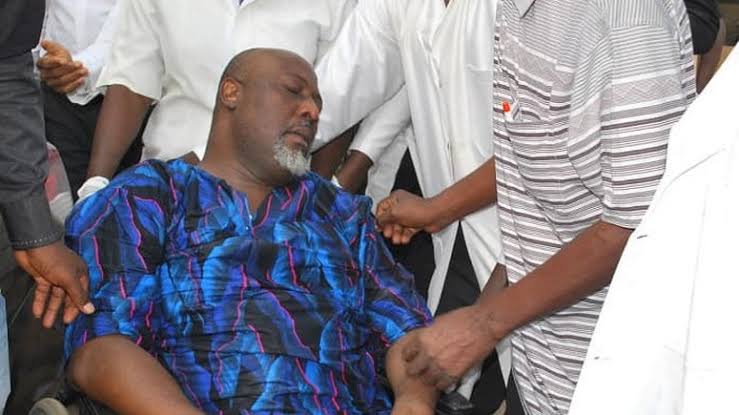 Senator Dino Melaye Carried Into Court Room As He Couldn't Walk Alone To Face Trial 22