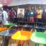 APC Lawmaker Donates Wheelbarrow To Truck Pushers As Constituency Project [Photos] 2