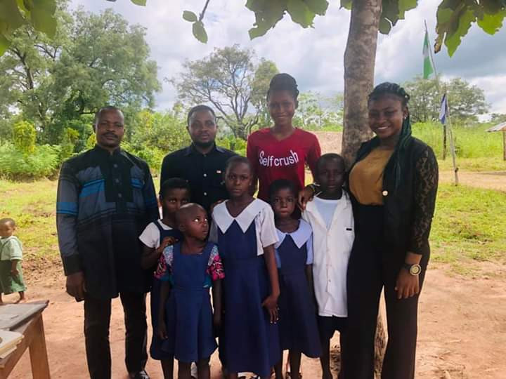 Photos Of Cross River Primary School Where Pupils Learn Under A Thatched Hut 2