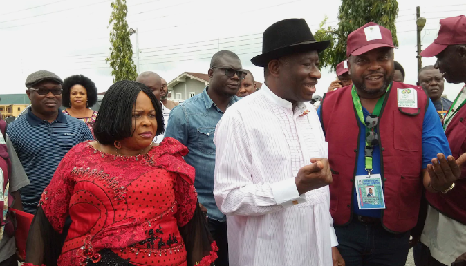 Bayelsa Election: Jonathan Expresses Disappointment As He Casts His Vote, Alongside His Wife 11