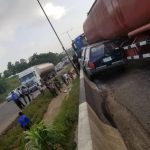 One Dead, Many Injured As Trailer Loses Control And Rams Into Multiple Vehicle At Otedola Bridge 3