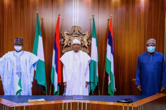 Former Speaker Yakubu Dogara Dumps PDP Again, Returns To APC As He Visits Buhari In Asorock 3