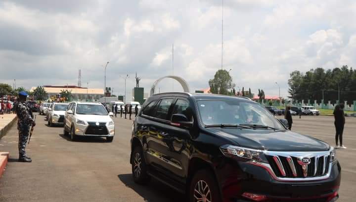 Governor Obiano Distributes 130 Innoson Ikenga SUV To Traditional Rulers In Anambra State [Photos] 26