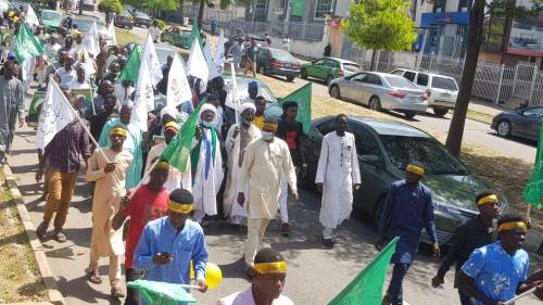Shi'ites Protest Against French President Emmanuel Macron In Abuja, Burns Country Flag 4