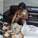 Nigerian Lady Flaunts N24m In Foreign Currency Her Boyfriend Gave Her As Birthday Gift [Video] 3