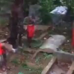 Suspected Yahoo Boys Caugh Bathing In A Grave Yard And Speaking With The Dead [Video] 2