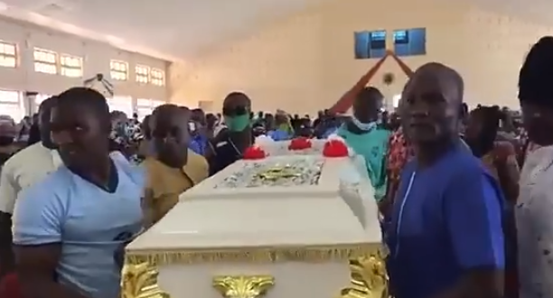 Slain Greenfield University Student, Dorothy Yohanna Buried Amid Tears In Kaduna [Photos] 15