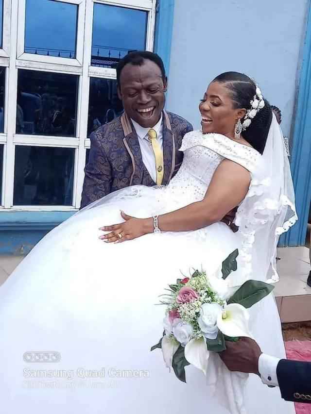 Nigerian Man Cries Out After Pastor Married His Wife On Instruction Of 'Holy Spirit' 9