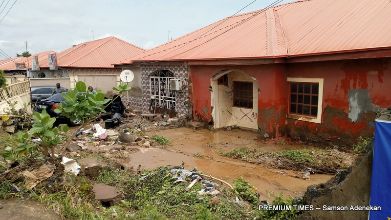 Four Dead, Others Missing As Flood Sweep 26 Vehicles, 166 Houses In Abuja [Photos]