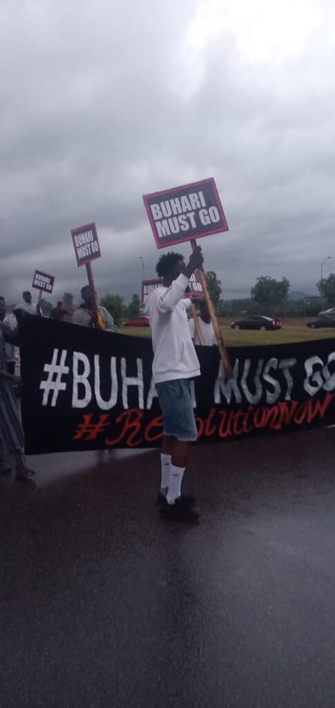 Police Disperse Buhari-Must-Go Protesters On Independence Day In Abuja [Photos]