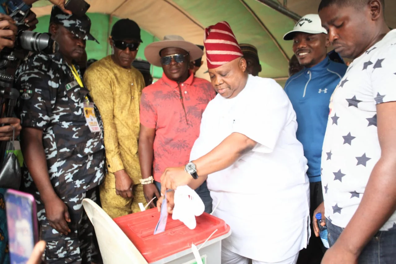 Osun Election: PDP Candidate Ademola Adeleke Casts His Vote, Commends INEC