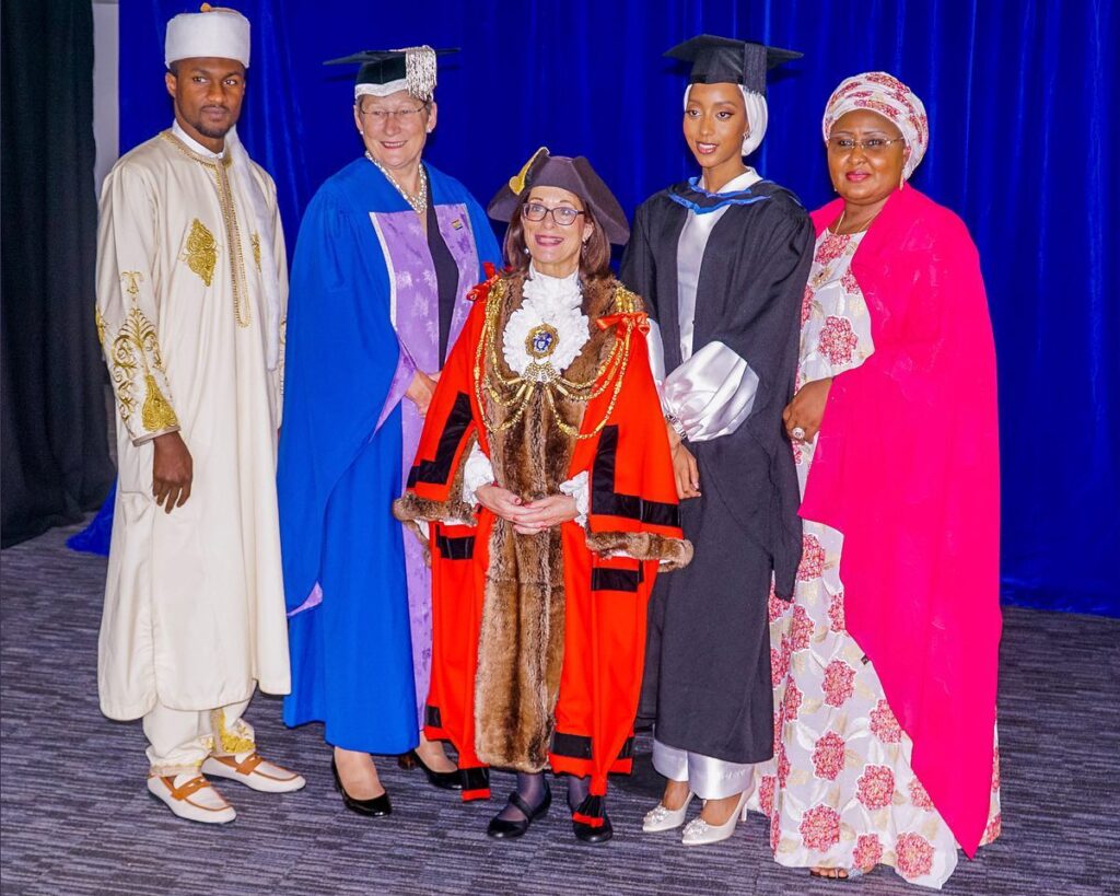 Nigerians React as Buhari's Daughter-in-law Zahra Bayero Graduates with First Class from UK University Amid ASUU Strike 8 Nigerians React as Buhari's Daughter-in-law Zahra Bayero Graduates with First Class from UK University Amid ASUU Strike 6