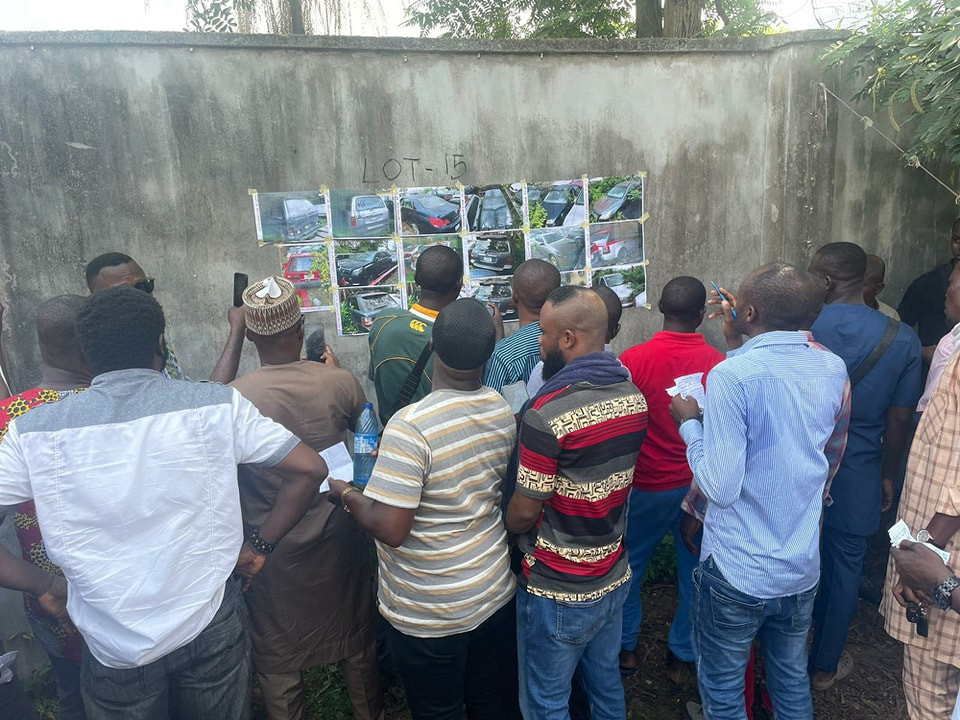 EFCC Publicly Auctions Of Over 400 Forfeited Cars In Lagos [Photos]