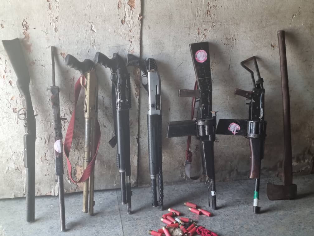 Delta Police Arrest Kidnap Syndicate Mistaken As Policemen, Vigilantes, Recover Guns 8 Delta Police Arrest Kidnap Syndicate Mistaken As Policemen, Vigilantes, Recover Guns 5