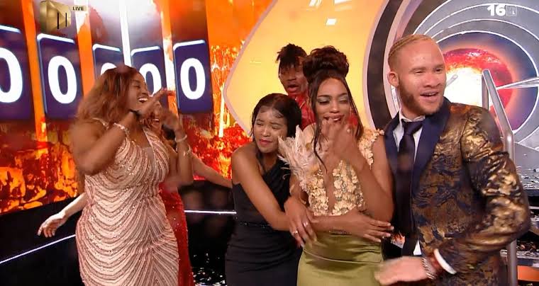 JUST IN: Khosi Wins BBTitans, Walks Home With $100,000 Grand Prize 1 Khosi Wins BBTitans, Walks Home With $100,000 Grand Prize