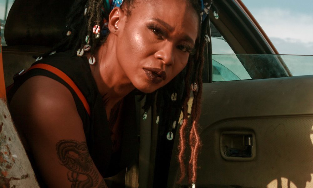 Nse Ikpe-Etim Responds To Losing AMVCA Award To Osas Ighodaro with Laugh Emoji 4