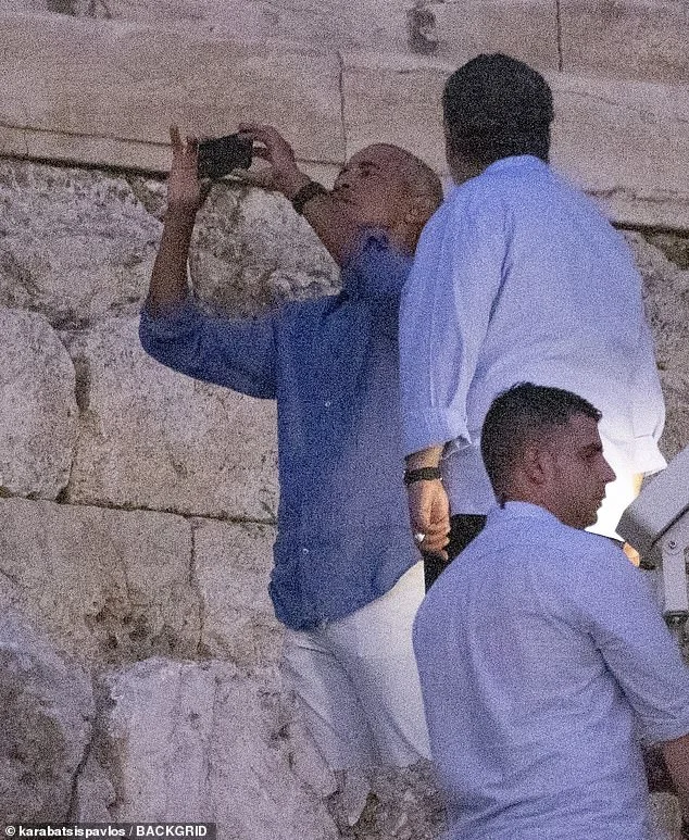 Barack Obama Seen Caressing Michelle's Butt During Visit At Acropolis In Greece [Photos]