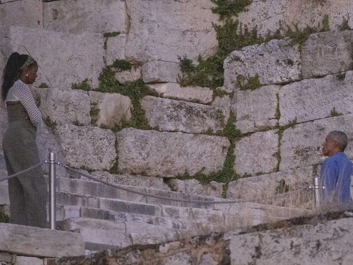 Barack Obama Seen Caressing Michelle's Butt During Visit At Acropolis In Greece [Photos]