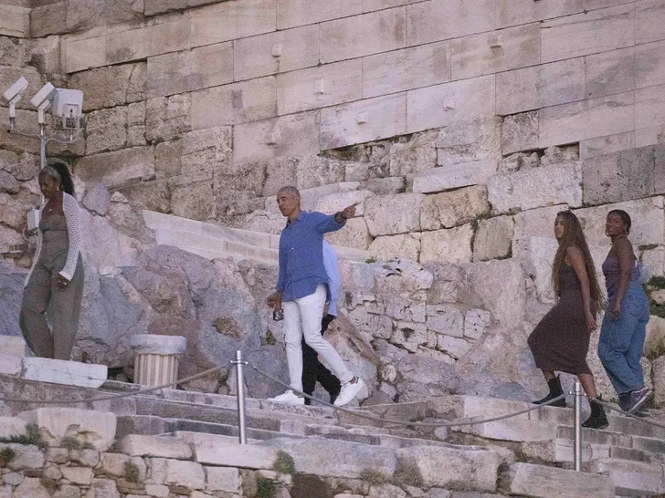 Barack Obama Seen Caressing Michelle's Butt During Visit At Acropolis In Greece [Photos]