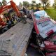 Many feared dead as 18-seater bus rams into stationary trailer in Laagos 26 Many feared dead as 18-seater bus rams into stationary trailer in Laagos 11
