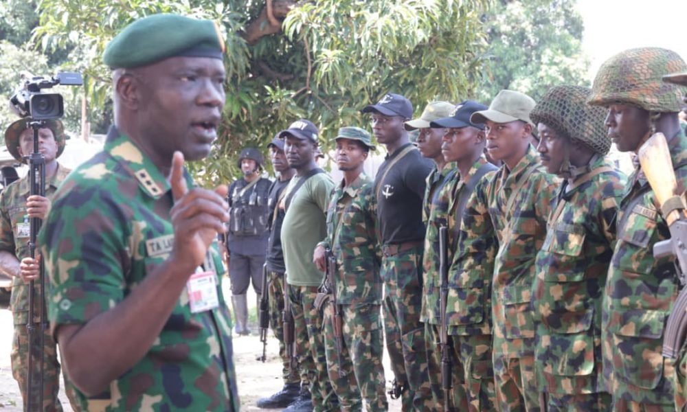 Army Chief, Taoreed Lagbaja Visits Troops In Niger, Urges Them To Remain Resolute 1