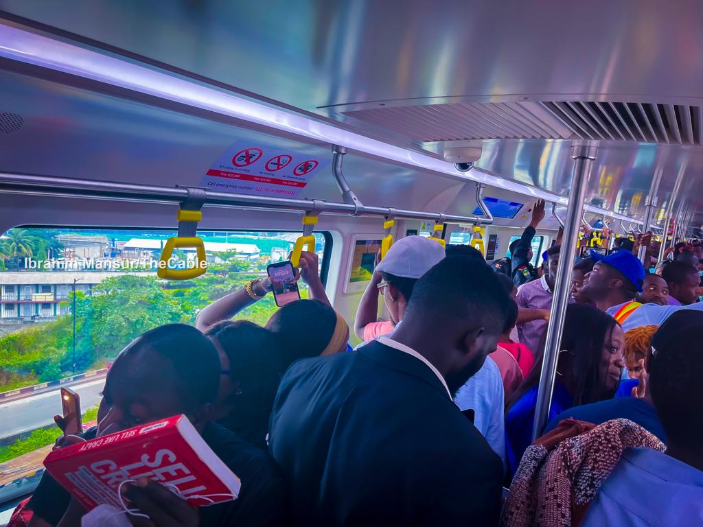 Governor Sanwo-Olu Joins Passengers For Inaugural Ride Of Lagos Blue Rail [Photos] 7
