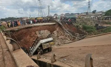 Bridge collapses in Enugu, as Governor Mbah advises FG to concession federal roads to states 9