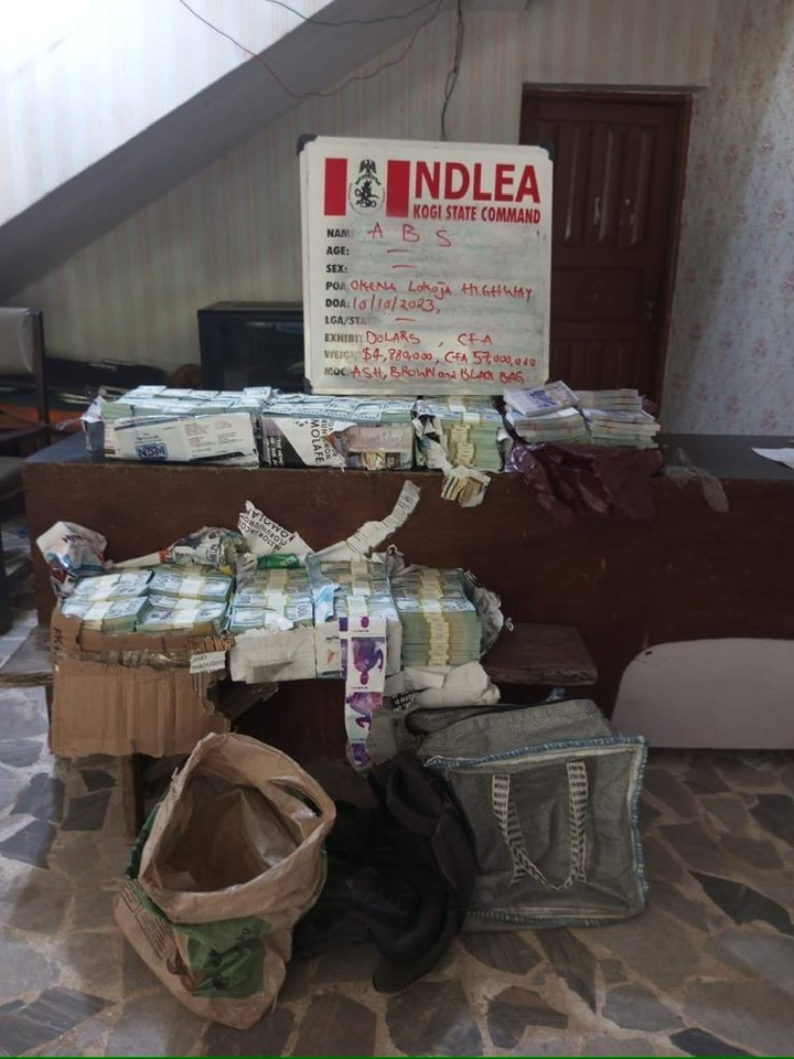 NDLEA detains wanted drug barons, arrests 2 for swallowing 175 wraps of heroin and intercepts $4.8m suspected fake currencies 6