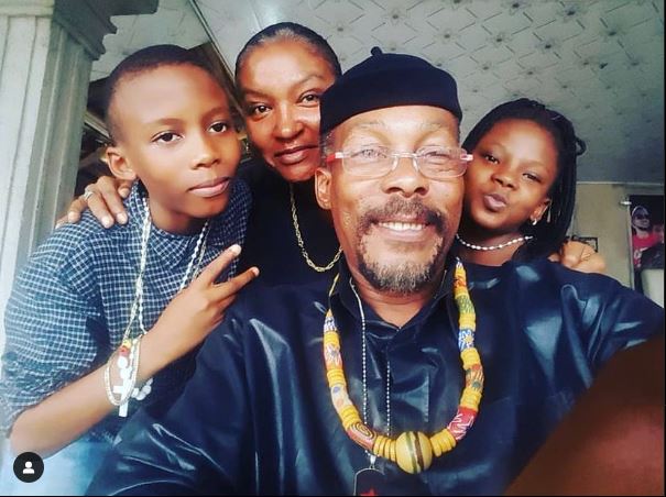 Hanks Anuku Shares Family Photo, Thanks Son For Helping Him Get Himself Together 2 Hanks Anuku Shares Family Photo, Thanks Son For Helping Him Get Himself Together