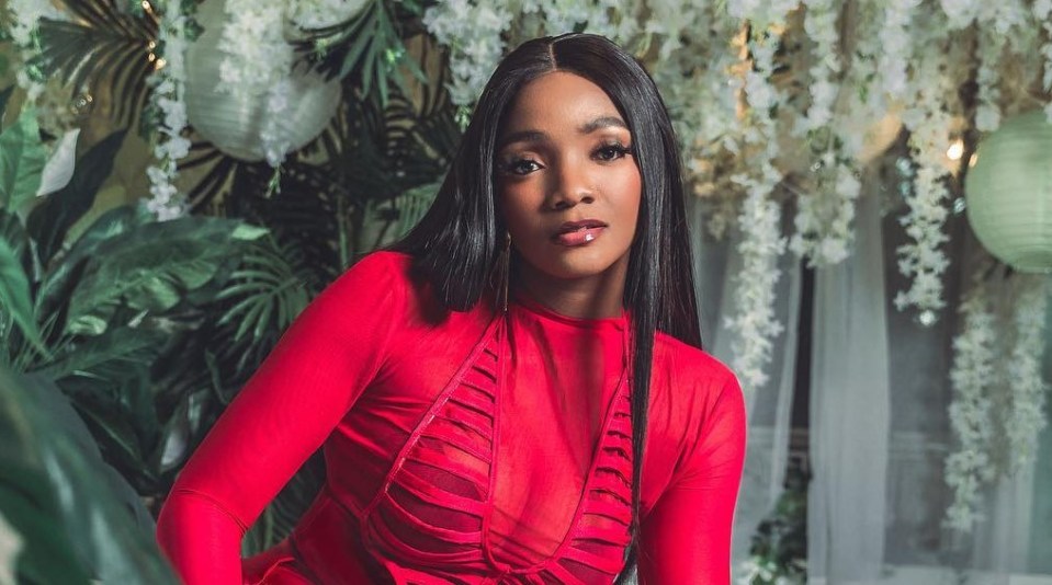 Why You Should Never Get Into A Verbal Fight Wiith Nigerians – Simi [Video]