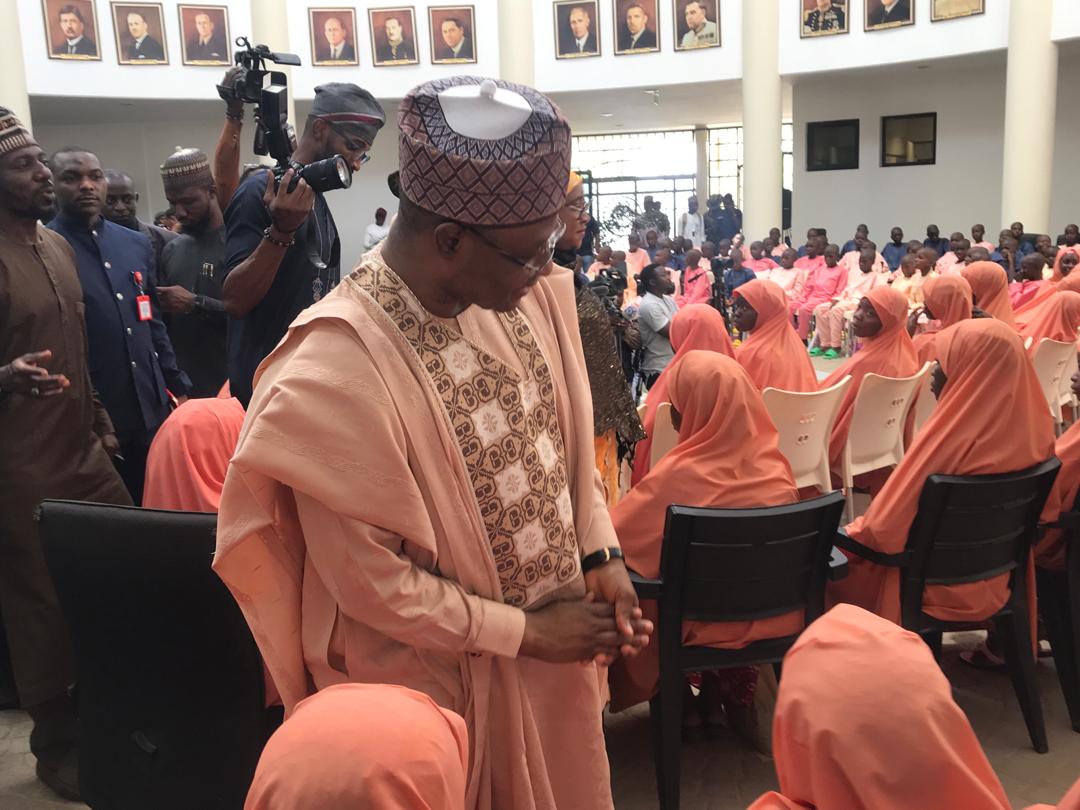 137 Freed Kuriga Schoolchildren Arrive Kaduna Government House [Photos] 2