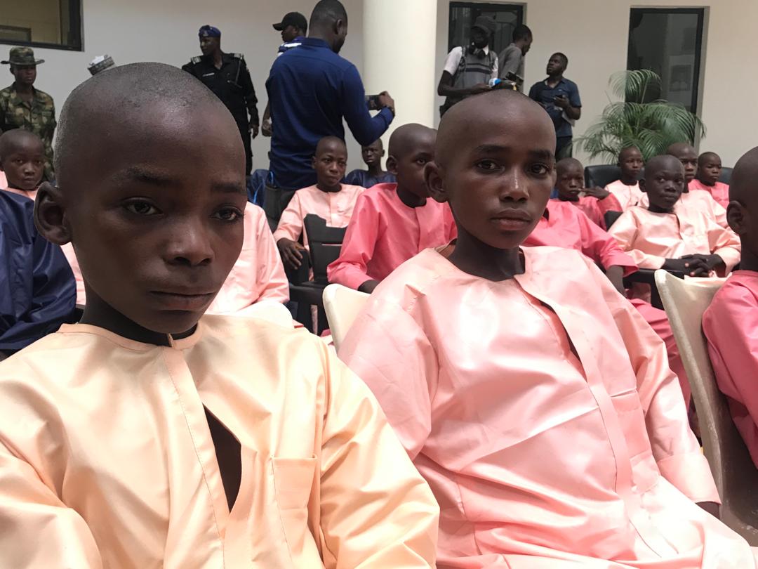 137 Freed Kuriga Schoolchildren Arrive Kaduna Government House [Photos] 9