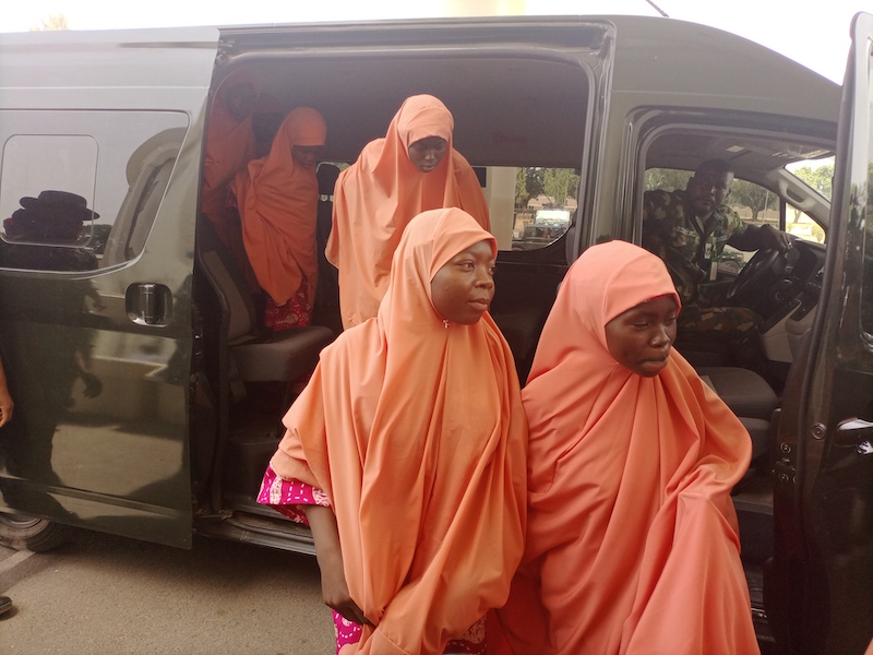 137 Freed Kuriga Schoolchildren Arrive Kaduna Government House [Photos] 15