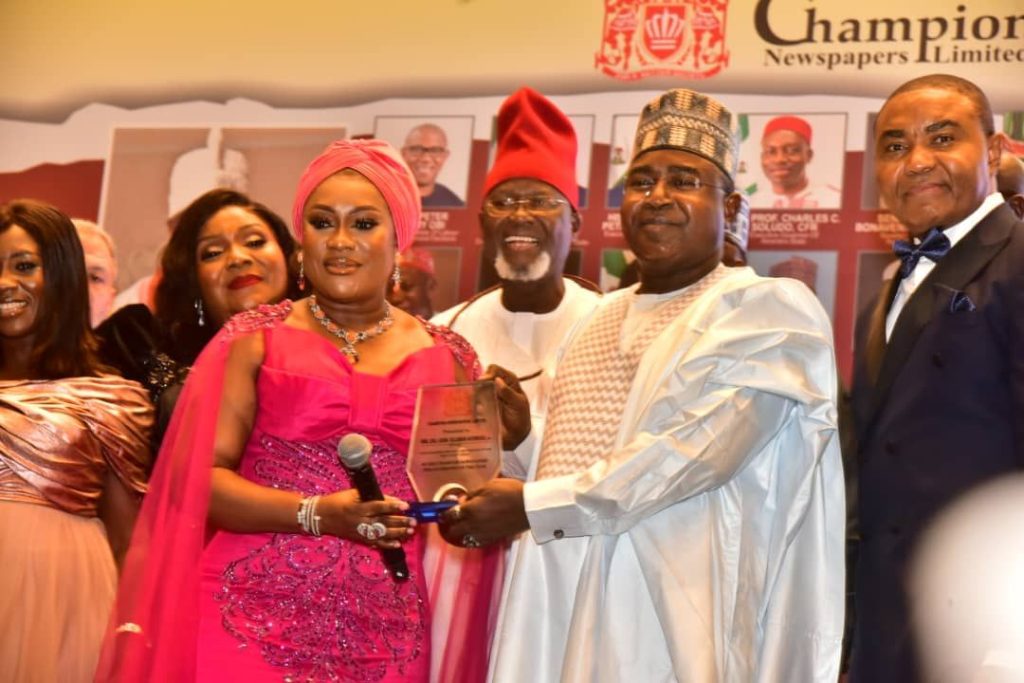 Dr. Mrs Aisha Achimugu OFR received the Champions Newspapers 2024 PHILANTROPHIST OF THE YEAR AWARD presented by Brigadier general Mohammed Buba Maria (rtd) the chairman, National Dug Law Enforcement Agency (NDLEA).