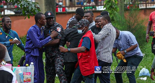 Edo Election: EFCC Arrests Suspected Vote-Buyers At Polling Unit [Photos]