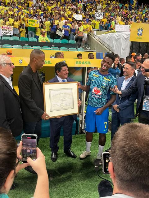 Brazilian Football Star, Vinícius Jr Confirms He's From Cameroon After DNA Test