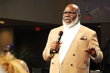 Bishop TD Jakes In Stable Condition After Suffering Medical Emergency During Sunday Sermon