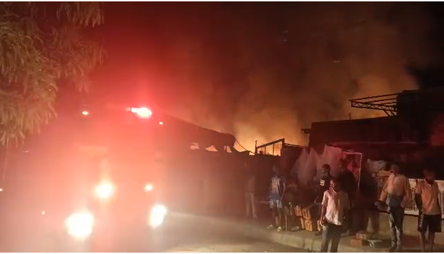 Fire Destroys Market At Trademore Estate In Abuja [Photos]