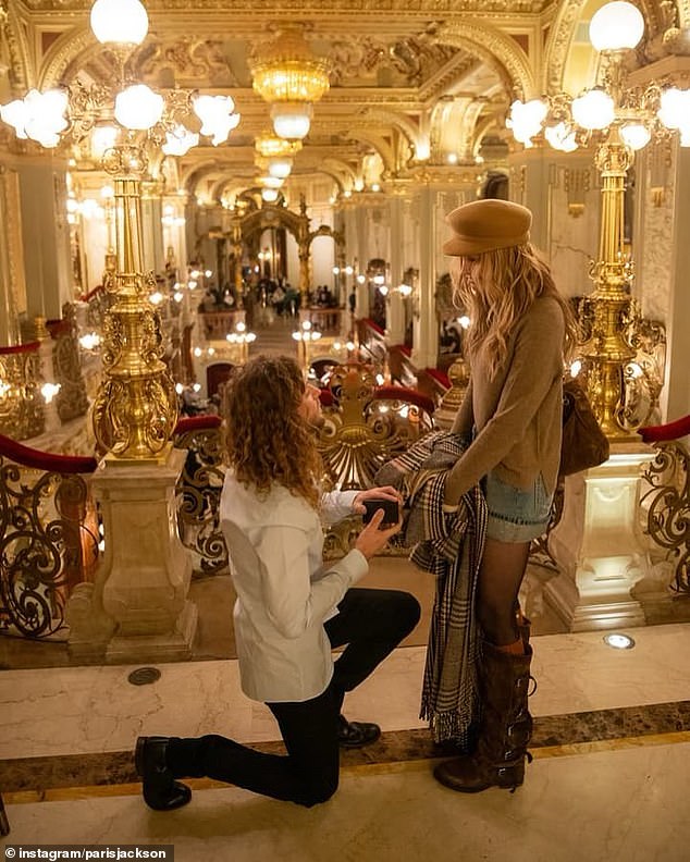 Michael Jackson's Daughter, Paris Engaged To Bandmate Justin Long [Photos]