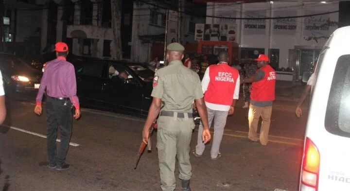 How EFCC Operative Was Shot Dead By Yahoo Boy During Night Raid In Anambra