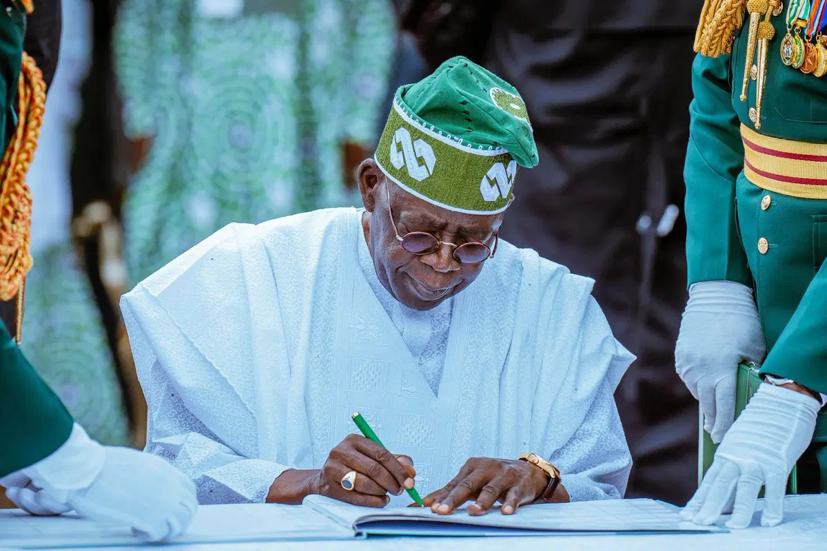 Tinubu Signs New Order To Cut Oil Project Costs, Boost Investment And Revenue