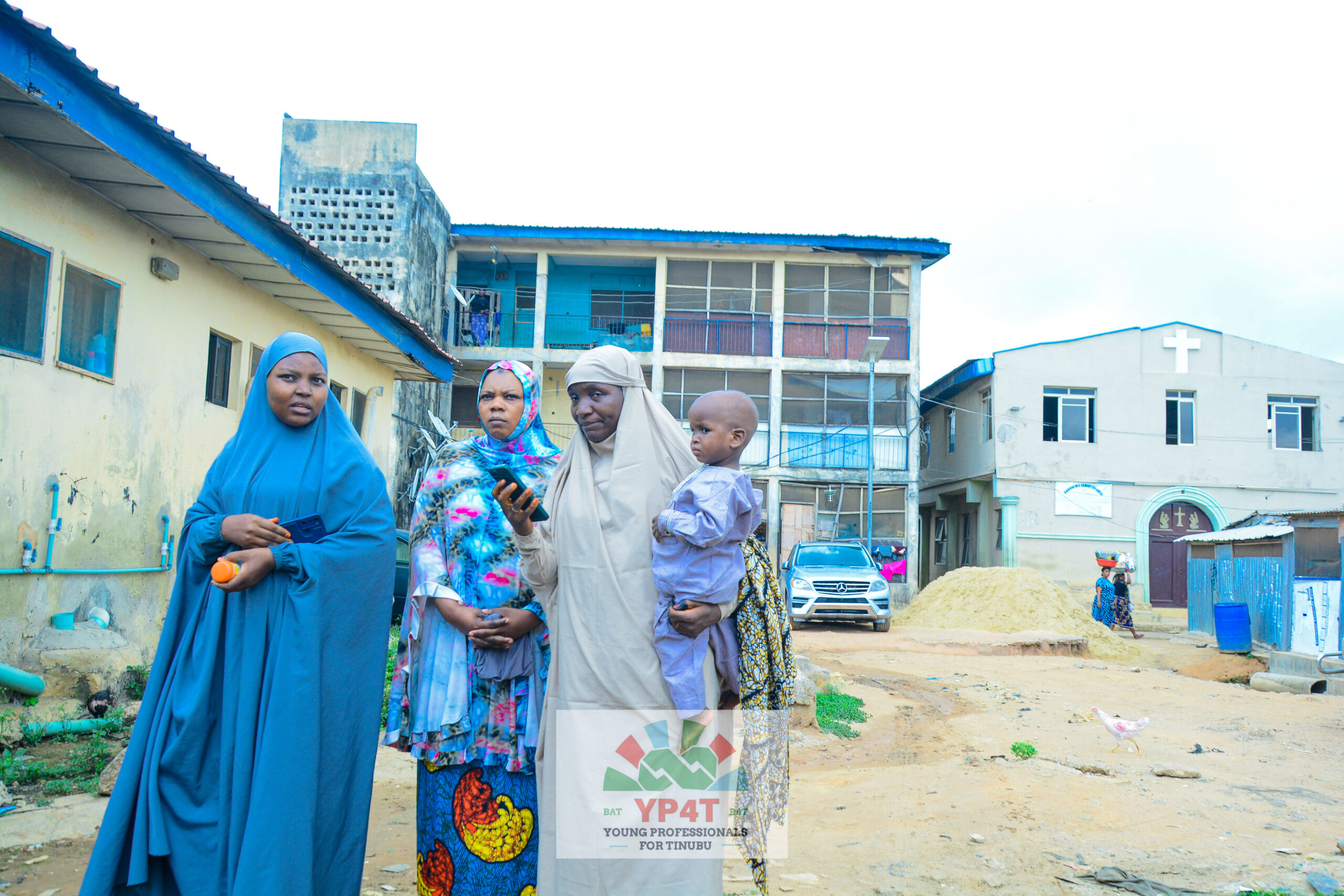 YP4T Distributes Over 2,000 Bags of Rice to Support Muslims and Widows During Eid Celebrations in Lagos Police Barracks 26 YP4T Distributes Over 2,000 Bags of Rice to Support Muslims and Widows During Eid Celebrations in Lagos Police Barracks