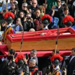 Pope Francis’ Coffin Carried To Saint Peter’s Basilica In Solemn Procession [Photos]