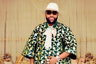 E-Money Released From EFCC Custody, Expresses Gratitude To His Supporters [Video]