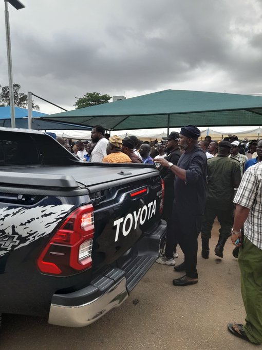 Lagos Council Chairman, Kolade Alabi Slumps During APC Meeting [Photos]
